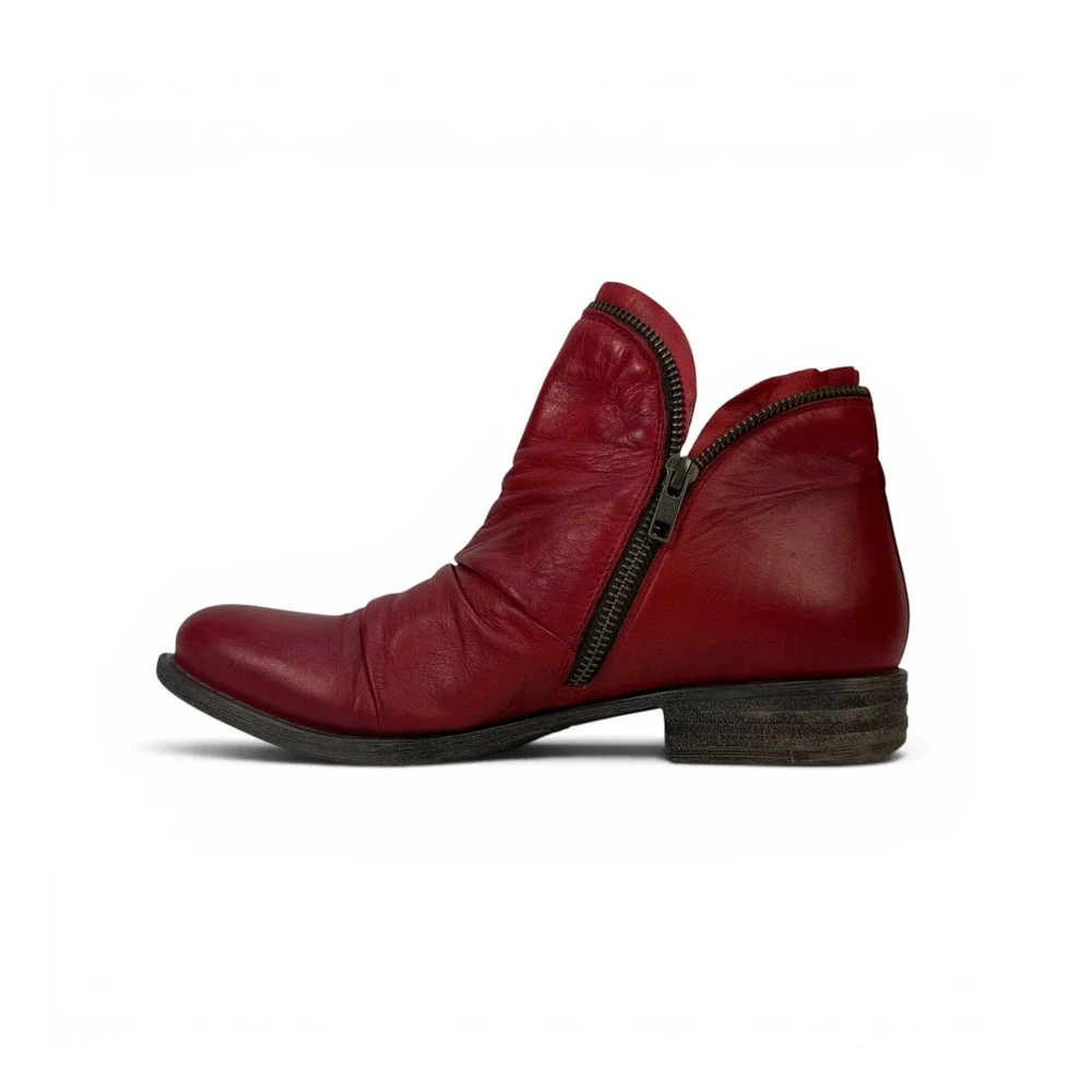 Miz Mooz Luna Ankle Boots Womens 8.5 Red Antique Leather Ruched Zippers‎